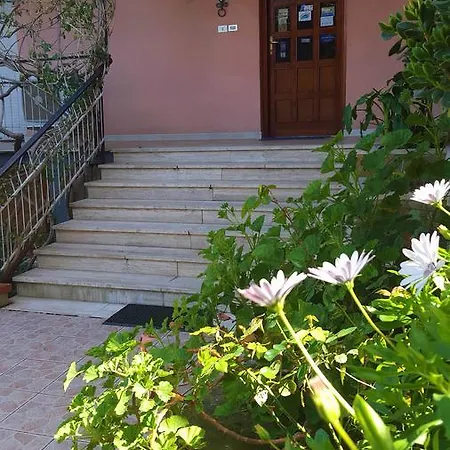 Delle Rose Bed & Breakfast Cefalù